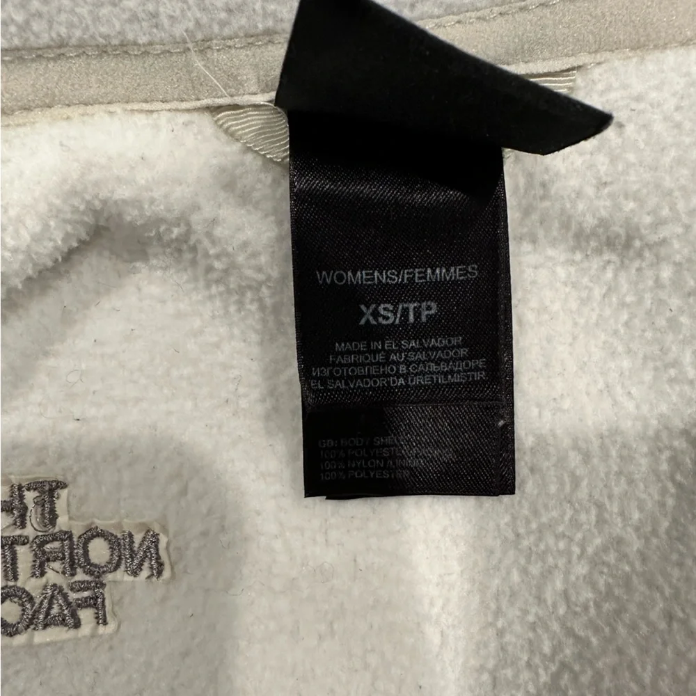 The North Face Womens Khumbu Fleece Jacket White Gray Pockets Toggle Elastic XS - Picture 7 of 8
